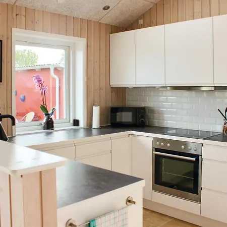 Two-bedroom Holiday In Nyaraló *